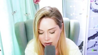 0------0 - Porn Video [Bongacams]: raging fire, stunning cleavage, bewitching beauty