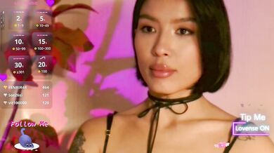 JulieTurner - Porn Video [Bongacams]: step daughter, toned waistline, ravishing queen