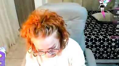 Mature Latina's cheapest private: Anal-blondes & nylon-dildo-or-vibrator-in-anal