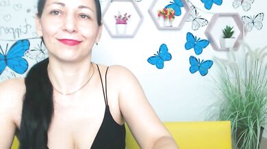 Watch LiluGrants in oily cam show with her best-mature tits & deepthroat skills