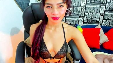 Lilithsabeth's tight ass gets spanked in a cheap, private striptease - A heaping helping of a hot ass-sucking