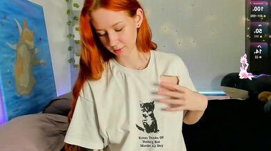 Watch Sunny Vixey, the seductive siren, get off with some pussy play