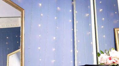 Watch Kriskras__ seduce & engage in a steamy solo session in her own home