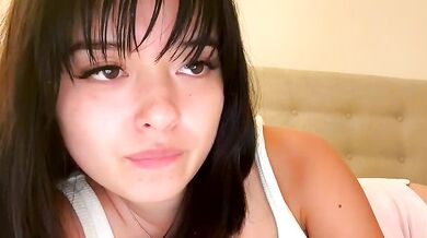 Sarah Heartaus shows off her perfect frame and stunning curves in this hot nude leak video