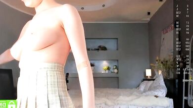 MaryWeberc's white orgasm mistresses: a dildo-filled nylon-clad cam girl