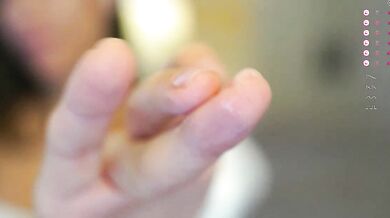 Sweet_moan's mesmerizing beauty is breath-stealing and awe-inspiring