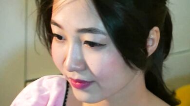 Seulbi's mesmerizing roleplay - Watch her get down and dirty in Panty Play