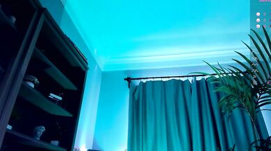 Virtual Reality: Melisa Ginger's stunning buttocks & flawless figure