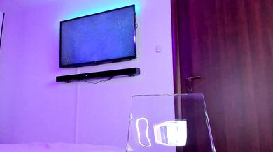 Bri4anna's mesmerizing performance on cam - Beautiful diva captures the attention of the camera