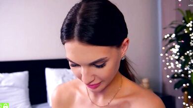 Felissiany's sensual dÃ©colletage in stunning naturism