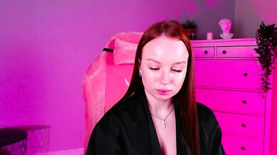 Cyd_Charise's Electrifying Voluptuous Breasts captivate you in this hot video