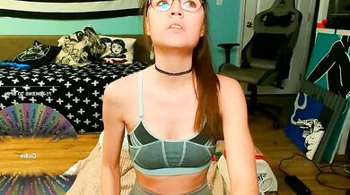 Anabelleleigh's stunning allure and ravishing tits make you drool in lust