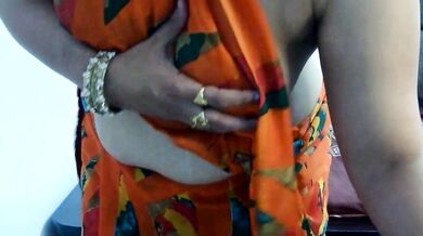 Kajal_G's steamy deepthroat skills will make you drool with pleasure!