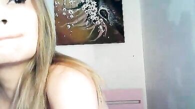 Petite Asian MILF Kisses-13 flaunts camel-toe & dirty talk in public