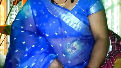 Mamoni91 goes wild with dirty talk & fisting in hot Asian-exclusive video