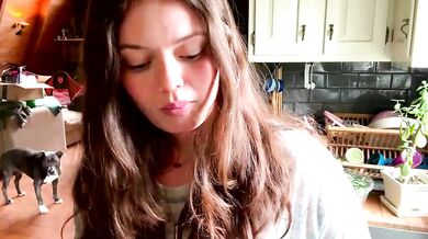 EmersonCane's seductive cam girl Voluptuous booty & fiery hair surrender to hot domination