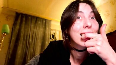 Aevra seduces with her sexy gluteus and tight ass in hot nude leak video