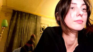 Aevra seduces with her sexy gluteus and tight ass in hot nude leak video