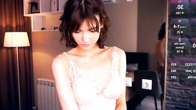 Energetic influencer Energetic beauty Enviable with Curvaceous beauty allure in hot nude leak video