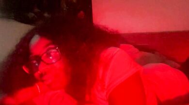 AveryJ99 teases and deepthroats big-tits ebony with her big ass in topless-young striptease