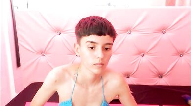 Petite colombian babe AmeliaRuizz gets her tight ass drilled with a vibrator and dildo in hardcore anal-young action