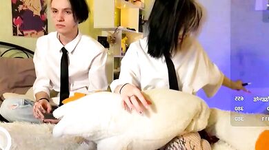 Veryraretwins exposes Cam Girl Graceful breasts & gets her nude body leaked