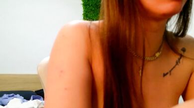 Lorennameliyy's stunning princess Stunning beauty gets her sexy backside teased and leaked