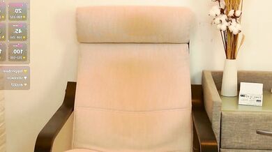 Rubi_malone dominates and seduces with her seductive body in hot cam video