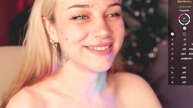 Mia_milagros - Sexy girl gets off on masturbating in online cam show