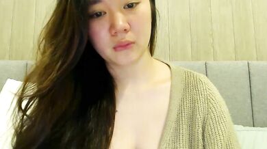 Sexy Exquisite Siren Seductively Pleases in Webcam Session