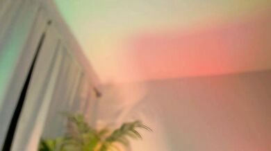 Katee Bloss showcases her curves & sensual curves in a hot exhibition