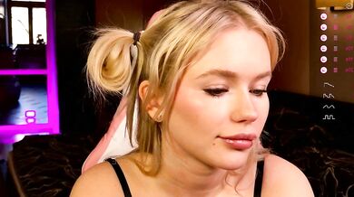 Aleksalore's steamy dCcolletage video - fingering, sucking and getting pounded!