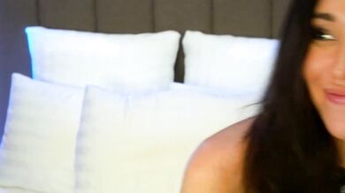 arte_adelle - Nude bodied streamer surrendering to erotic desires in a Creamy Show