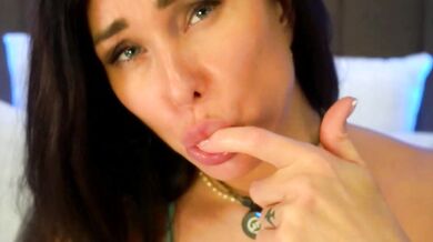 arte_adelle - Nude bodied streamer surrendering to erotic desires in a Creamy Show