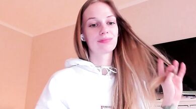 Magic_Couple13: The ultimate rear view of a captivating cam girl