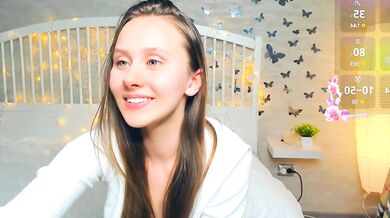 Evas_soul's wild desires are fulfilled in this stunning cam show!