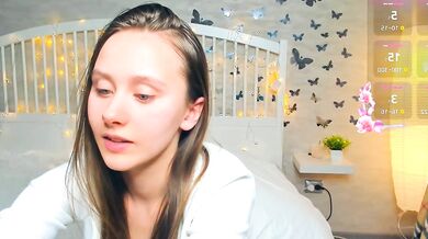 Evas_soul's wild desires are fulfilled in this stunning cam show!