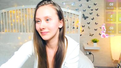 Evas_soul's wild desires are fulfilled in this stunning cam show!