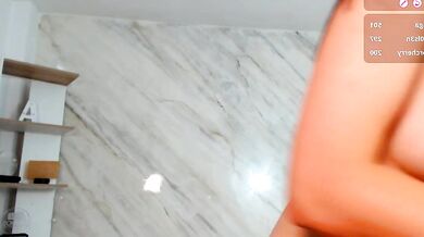 Allison Palmer's amazing curves revealed in steamy hidden show