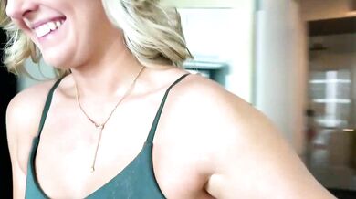 Gracie Mae's steamy solo session on webcam - Recorded in HD