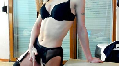 Hotel77777's stunning assets are irresistible, so she records herself in a hot encounter