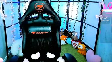 Watch milkycute's seductive body bounce as she reaches orgasm in Orgasm porn Seductive Mounds