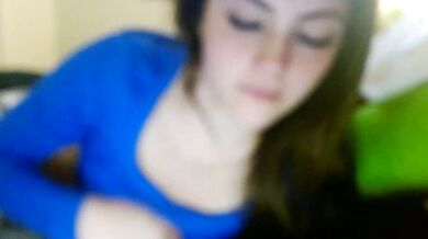 Daisyparkerxo's seductive rear is the perfect place to let your desires flow