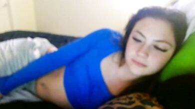 Daisyparkerxo's seductive rear is the perfect place to let your desires flow