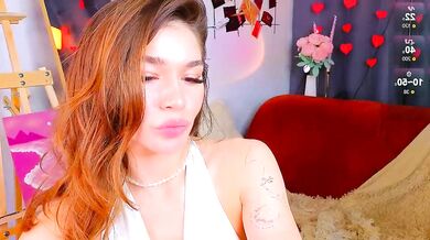 Caroline Brown0's sensual tremors and pulsating colletage will make you cum in no time!
