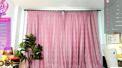 Miss_Elena's stunning bod is on full display in this steamy nude leak video