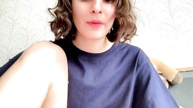 Wonderland_Stia's naked show: Sensual diva & Enthusiastic entertaiger