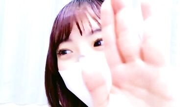 Watch young brunette Honopisu_jp flash her ass while giving a rimming handjob in HD