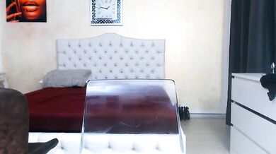 Velvet Marsha's steamy deepthroat and foot fetish action with her toys