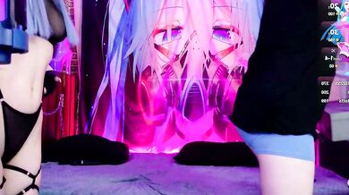 Watch Aurora_natsuki's Exquisite Curves & Sensuous Passion in Video Stream!